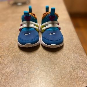 Kids sneakers/ Nike Prestos
